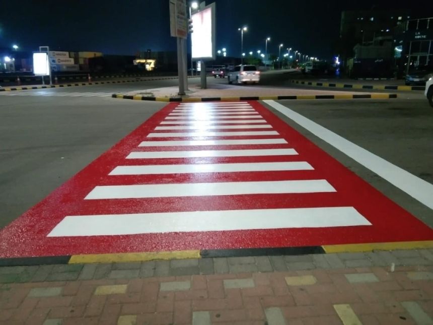 مختصون لـ"اليوم": طلاء أسفلت الطرق بالأبيض يحسن الطقس وجودة الهواء