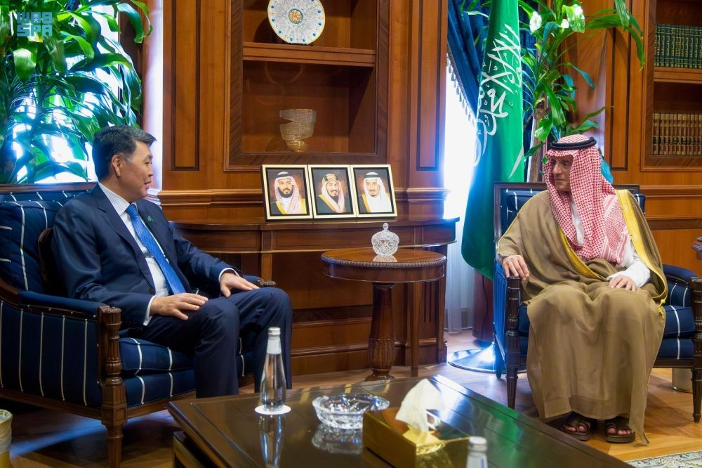 سفيران ووفد مستشاري الكونجرس الأمريكي.. تفاصيل 3 لقاءات لـ"الجبير"