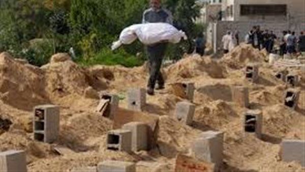 إسرائيل تنفي دفن جثث فلسطينيين في مقابر جماعية