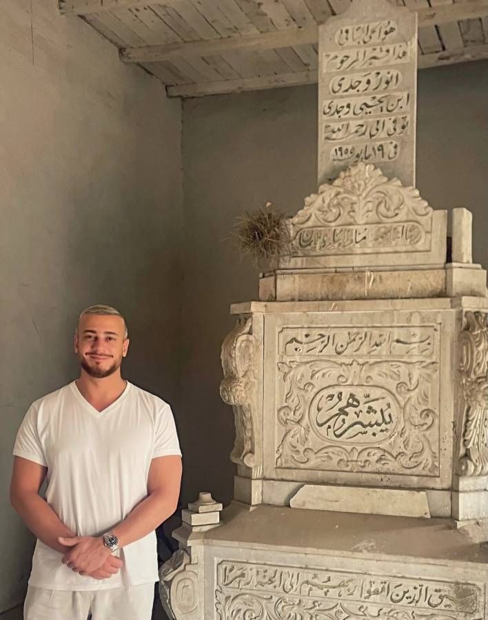 سعد لمجرد يزور مقابر النجوم في مصر.. هذا ما كشفه