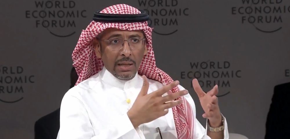 وزير الصناعة: استخدام الذكاء الاصطناعي يزيد من مستوى التعلم 80%