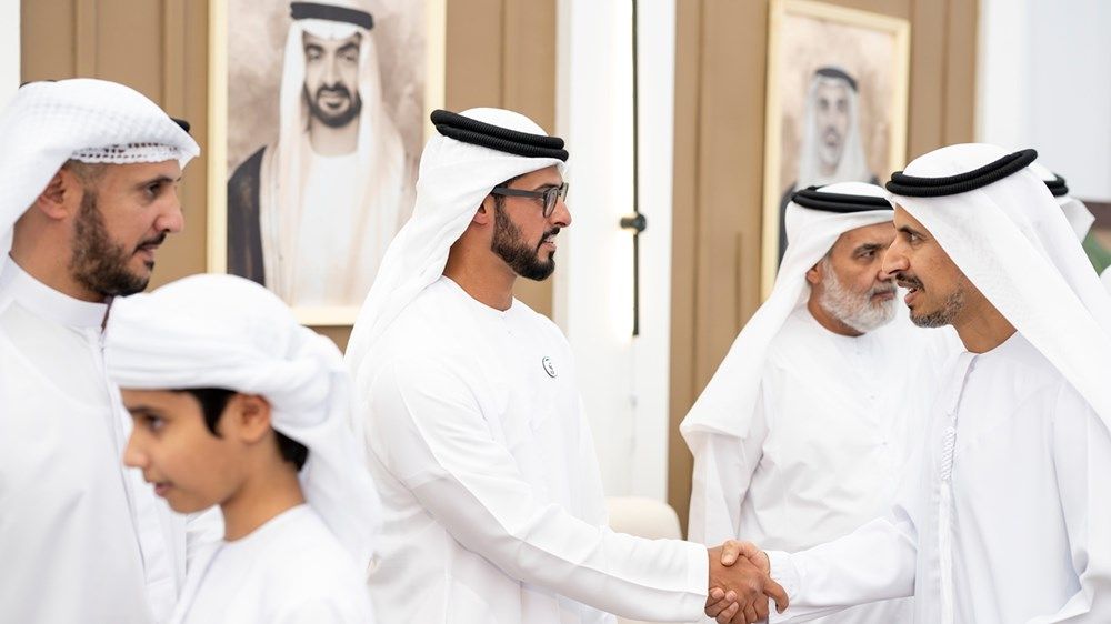 زايد بن حمدان بن زايد وخليفة بن طحنون يحضران حفل استقبال زفاف حميد الشامسي