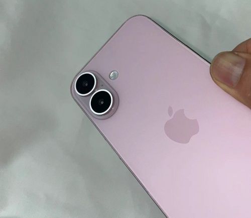 تكنولوجيا: تسريبات تستعرض من جديد تفاصيل حجم الشاشة في هواتف iPhone 16
