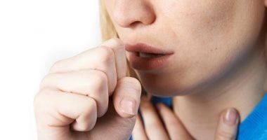 3 حالات تصيبك بالسعال المزمن في الربيع