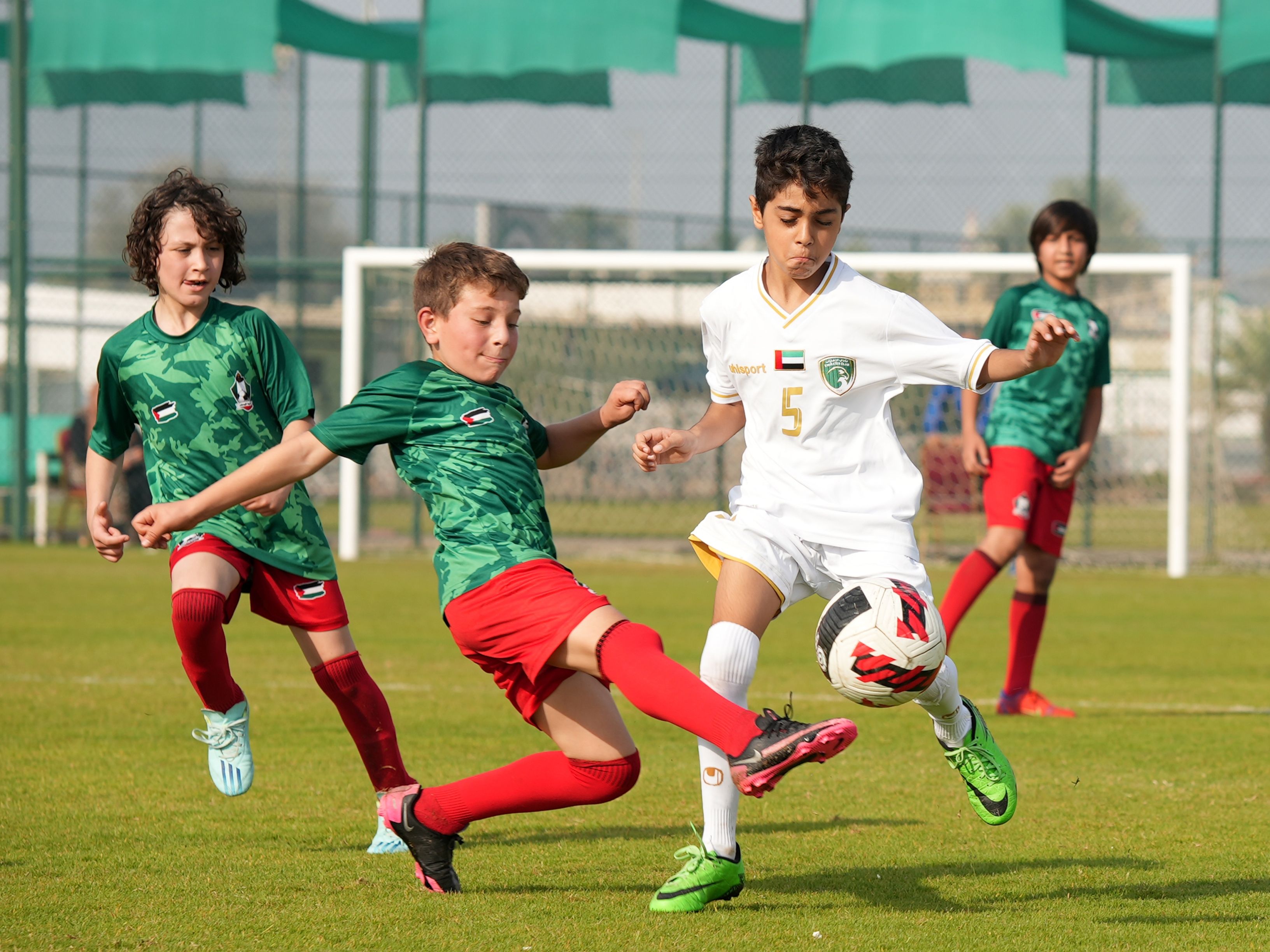 الامارات | لاعب أردني يتوقف قلبه 40 دقيقة ويعود للحياة في "الإمارات" (فيديو)