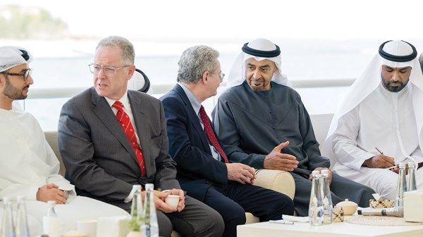 رئيس الدولة: الاستثمار في الشباب المؤهل أولوية رئيسية