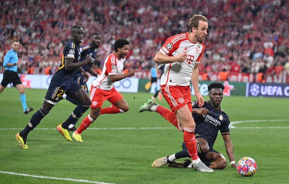 الامارات | أنشيلوتي مستاء من طريقة دفاع لاعبيه في التعادل مع بايرن