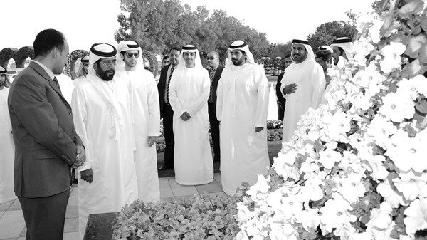 طحنون بن محمد.. 53 عاماً من العمل المتواصل والدؤوب