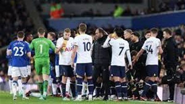 مدرب توتنهام يوضح بعض الأمور المتعلقة بالنتائج السيئة في الدوري الإنجليزي