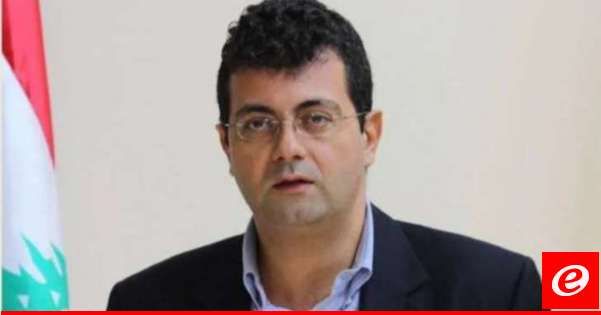 سلوم منع الصيادلة من الترويج لأي منتج تحت طائلة الملاحقة