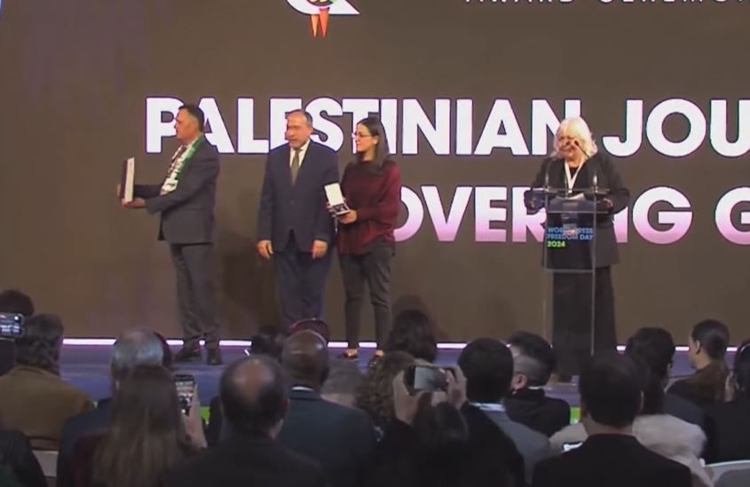 السعودية | اليونسكو تمنح الصحفيين الفلسطينيين في غزة جائزة حرية الصحافة لعام 2024