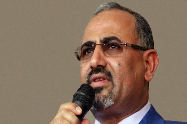عدن.. الانتقالي يُجدد تمسّكه بالانفصال ويهدد باللجوء لخيارات عسكرية