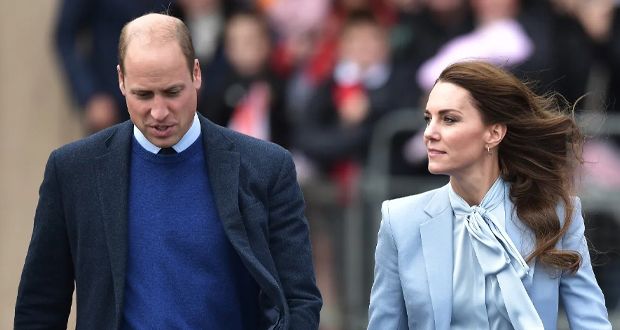 “يعيشان الجحيم”.. هذا ما كشفته منسّقة أزياء أطفال الأمير ويليام وكيت ميدلتون