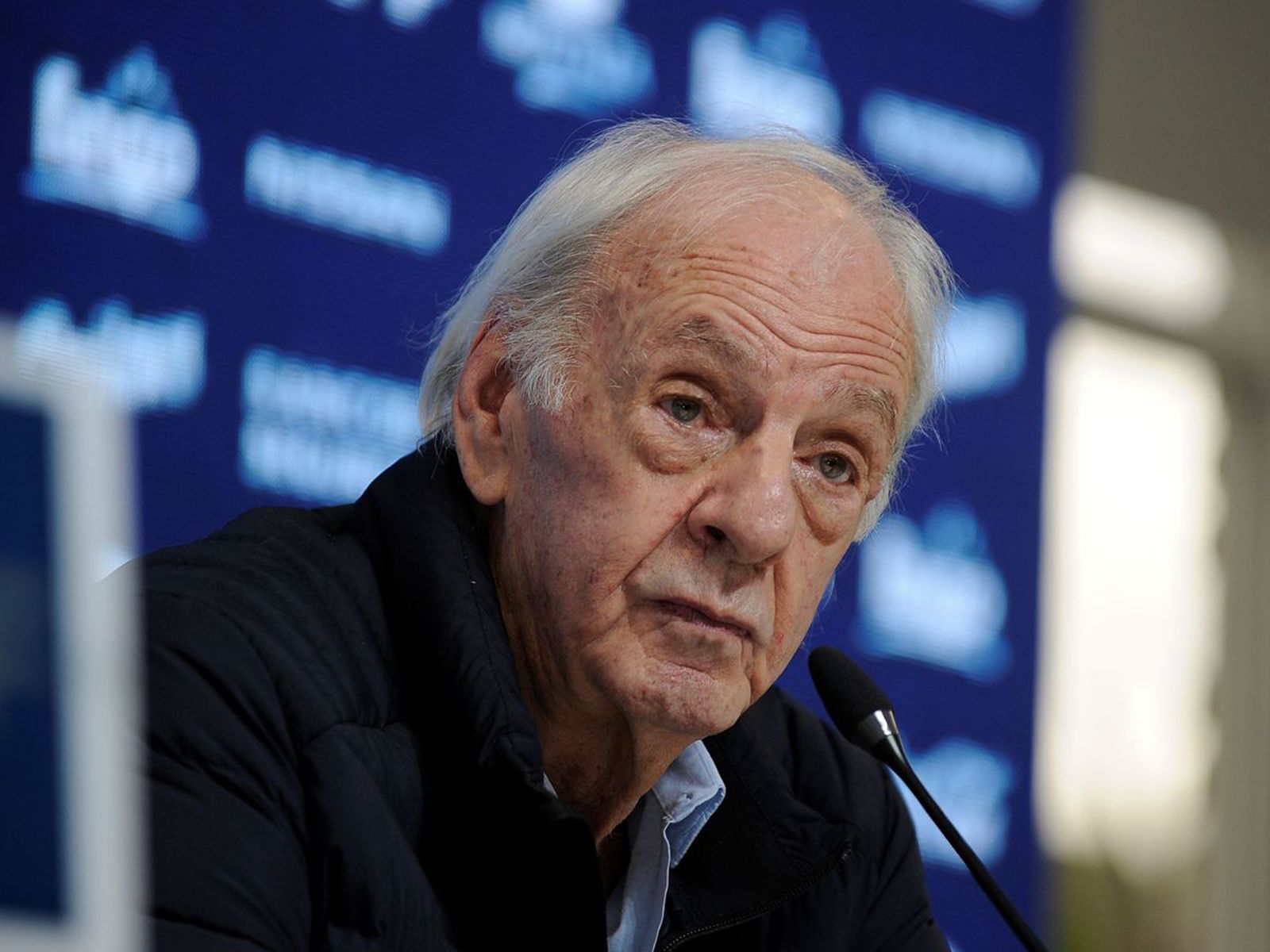 الامارات | الأرجنتين تخسر "مهندس المونديال الأول" و"مُناصر الشعب"