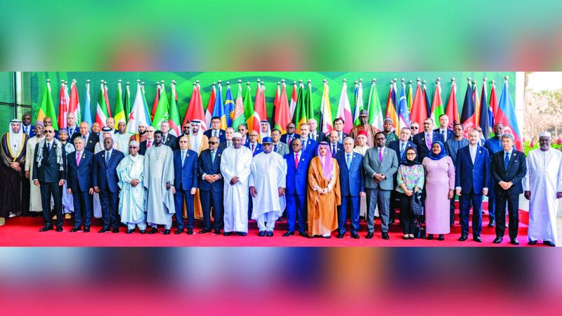 الامارات | نيابة عن رئيس الدولة.. شخبوط بن نهيان يترأس وفد الإمارات في القمة الإسلامية في غامبيا