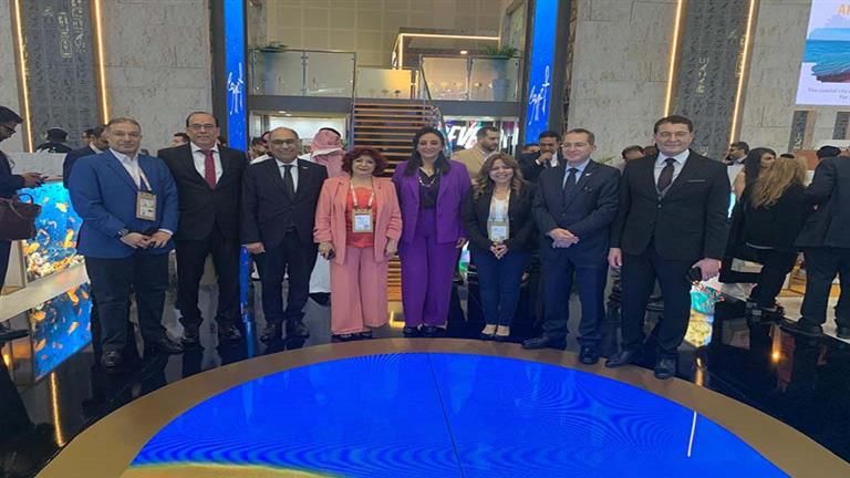 وزارة السياحة والآثار تشارك في سوق السفر العربي بالإمارات