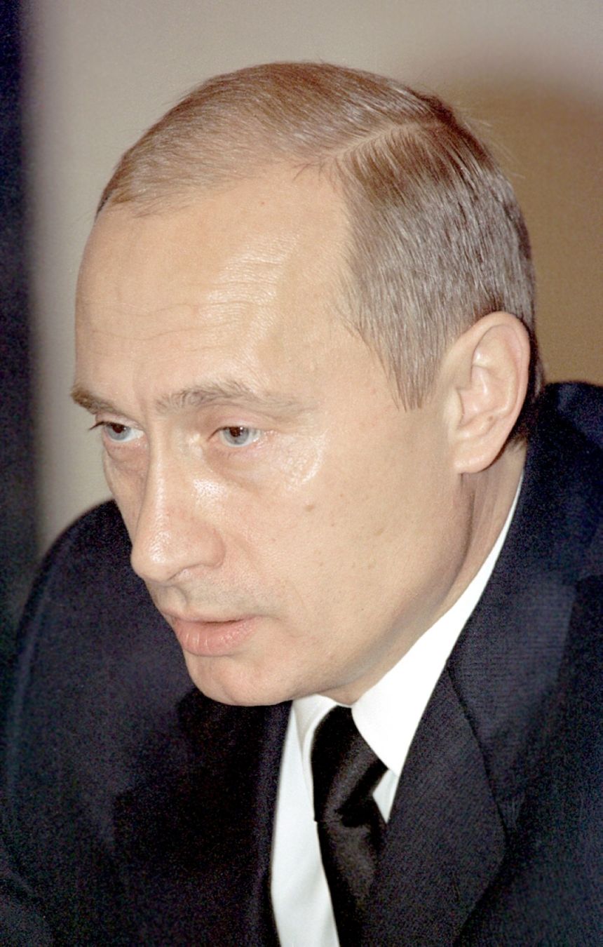 ربع قرن في حكم روسيا.. بوتين يؤدي اليمين الدستوري بالكرملين