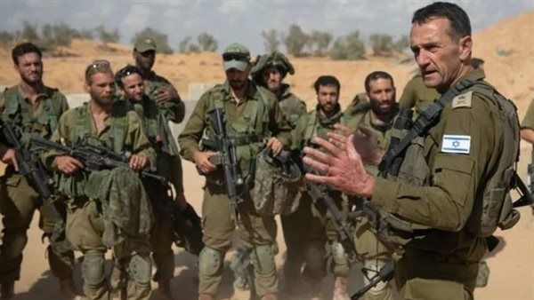 الجيش الإسرائيلي يعلن استهداف أكثر من 20 هدفا لـ"حزب الله" في جنوب لبنان