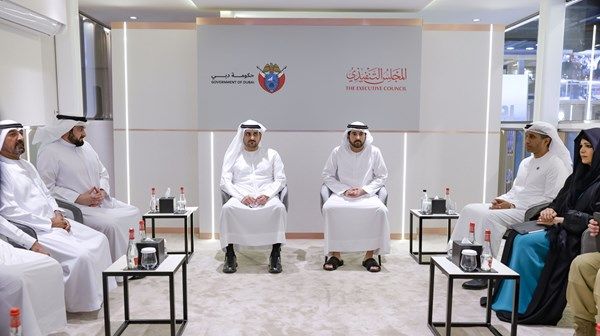 حمدان بن محمد: برؤية محمد بن راشد.. دبي تقود السياحة العالمية بالإعلان عن أكبر مطار في العالم بقيمة 128 مليار درهم