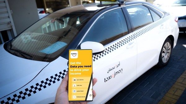 نقل عجمان تطلق تطبيق "كابي" لسائقي مركبات الأجرة
