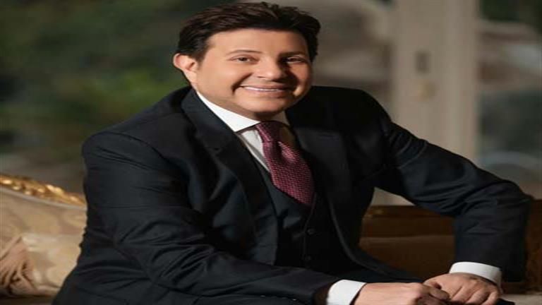 "سرقوا أغنيتي".. بلاغ ضد هاني شاكر ومنتج ومؤلف بسبب "رحماكي"