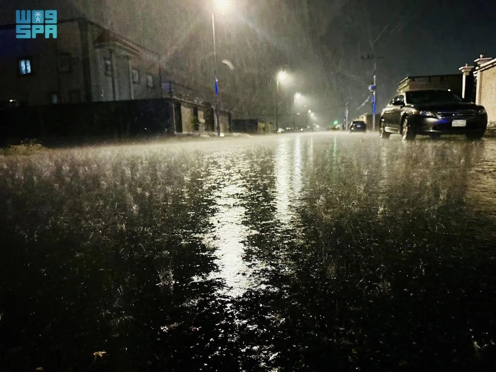 بالإنذار الأحمر.. أمطار غزيرة على أجزاء من نجران