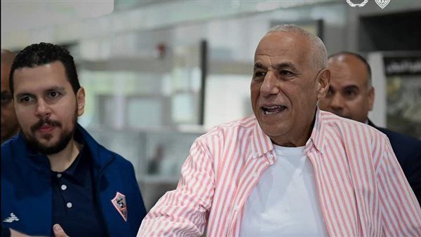 لبيب وأعضاء الزمالك يحضرون مران الزمالك لتحفيز اللاعبين قبل مواجهة نهضة بركان