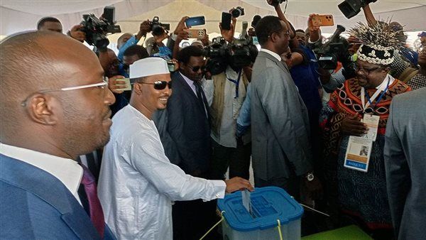 إعلان الحاكم العسكري لتشاد فوزه في الانتخابات الرئاسية