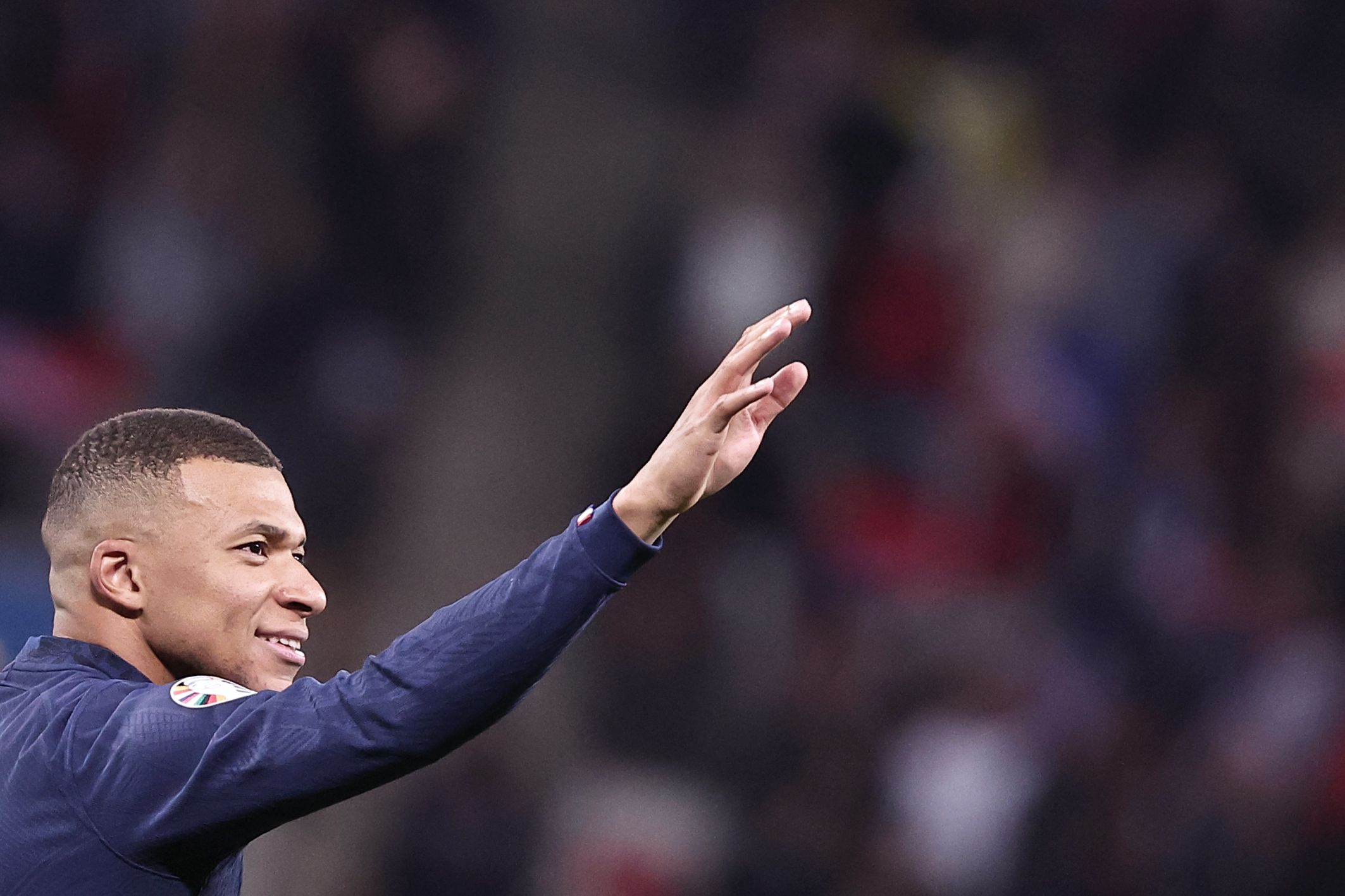 الامارات | كليان مبابي يعلن رحيله رسمياً عن باريس سان جرمان (فيديو)