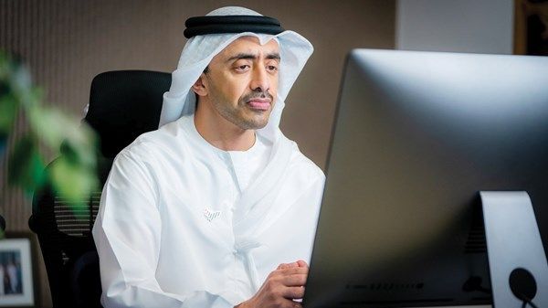 عبدالله بن زايد: تعزيز تنافسية الدولة بالمعرفة والمهارات المتقدمة