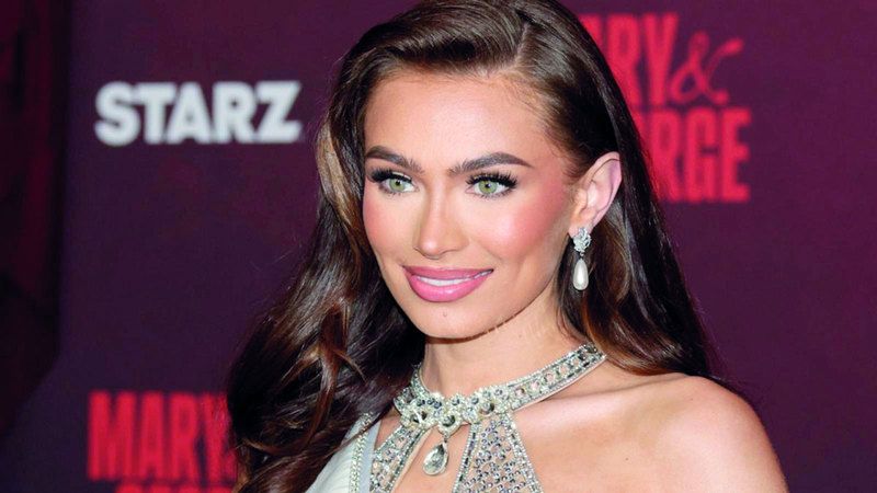 الامارات | «أضرار نفسية وأجواء مسمومة» تعصف بعرش «الجمال الأميركي»