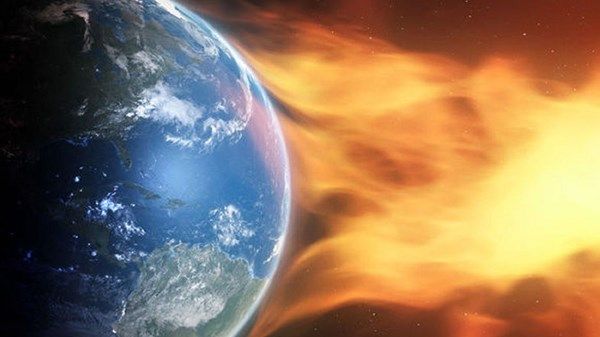 عاصفة شمسية قوية تضرب الأرض للمرة الأولى منذ 2003