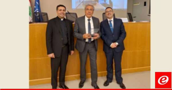 وزير العدل بطاولة مستديرة في جامعة الروح القدس: لجعل لبنان نموذجا رائدا في القدرة على التحول الرقمي