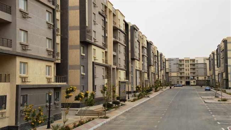 اليوم.. وزير الإٍسكان: بدء تسليم دفعة جديدة من وحدات "سكن مصر" بمدينة القاهرة
