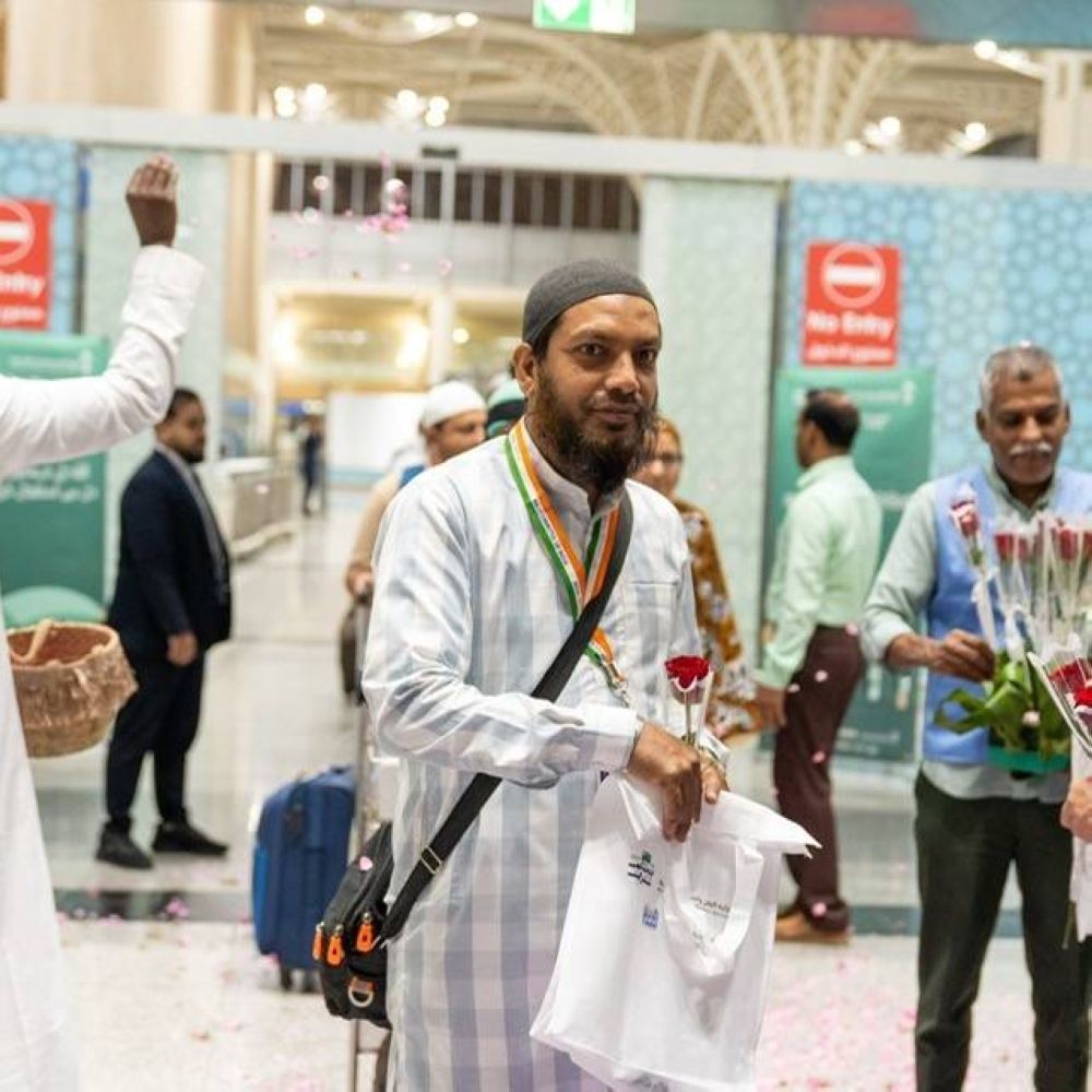 توافد الحجاج على المدينة والهنود أول الواصلين