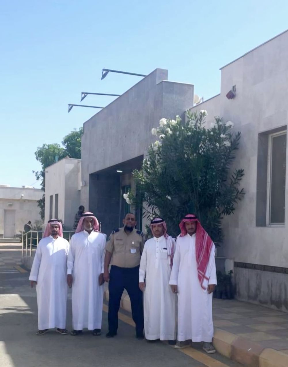 "بيئة رابغ" تنفذ حملات لتشجير الجهات الحكومية