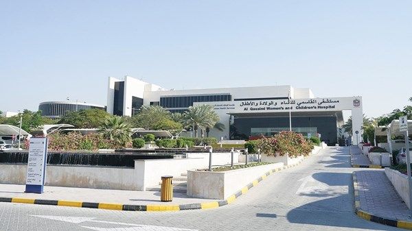 إنقاذ طفل يعاني من تشوه وعائي في الرئة بمستشفى القاسمي