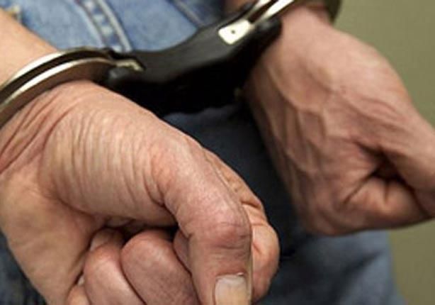 ضبط قائد سيارة لاصطدامه بشخص حال عبوره الطريق بالنزهة