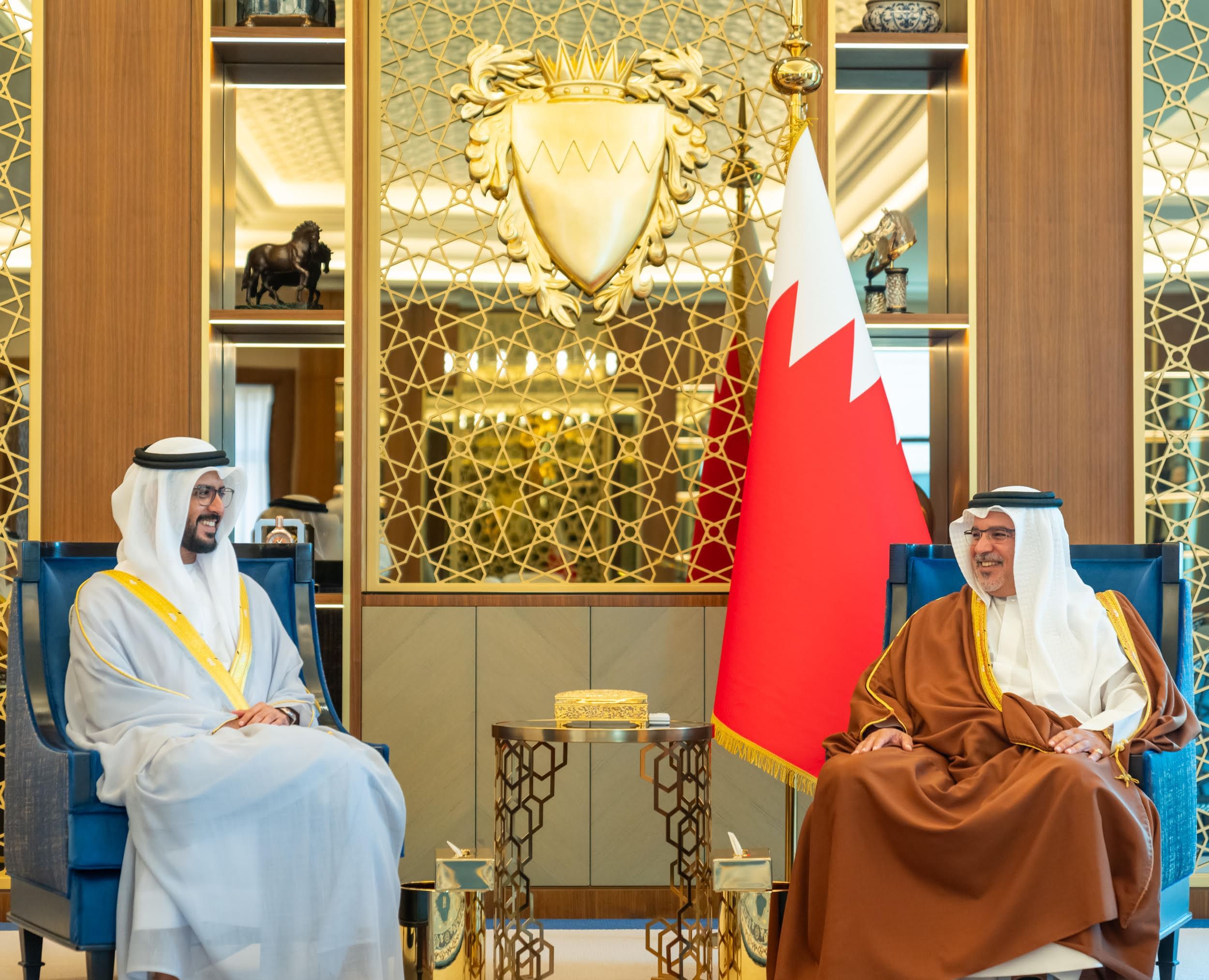 الخليج اليوم .. ولي عهد البحرين ينوه بمبادرات أبناء الإمارات لتعزيز التعاون الخليجي والعربي