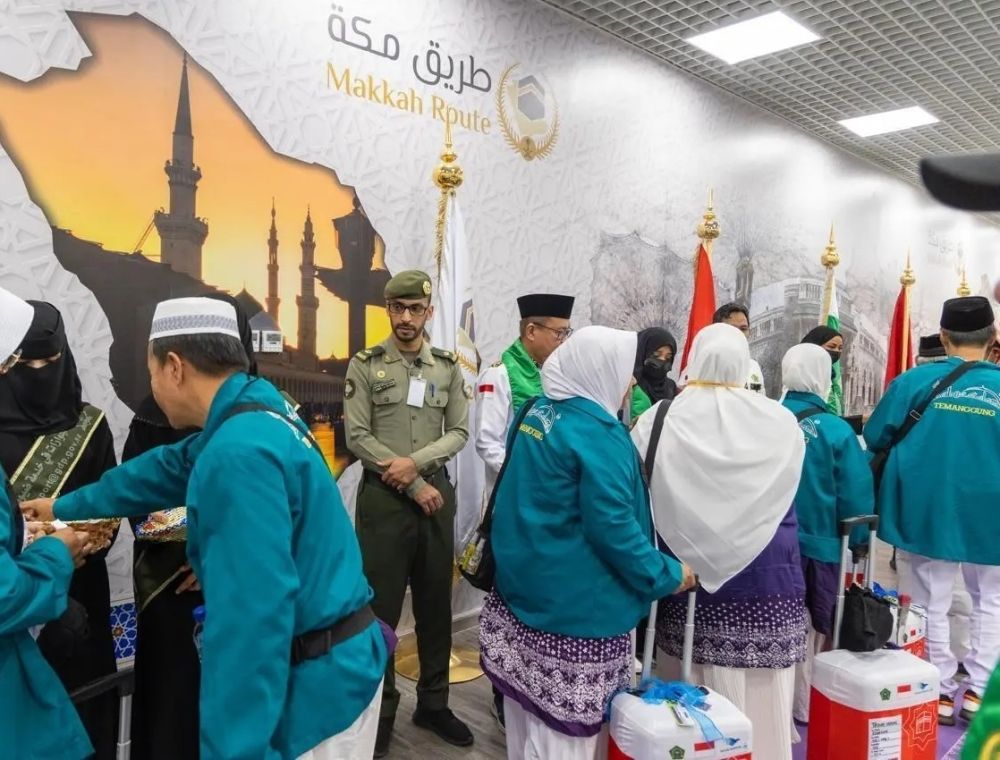 وصول أولى رحلات المستفيدين الإندونيسيين من مبادرة "طريق مكة"