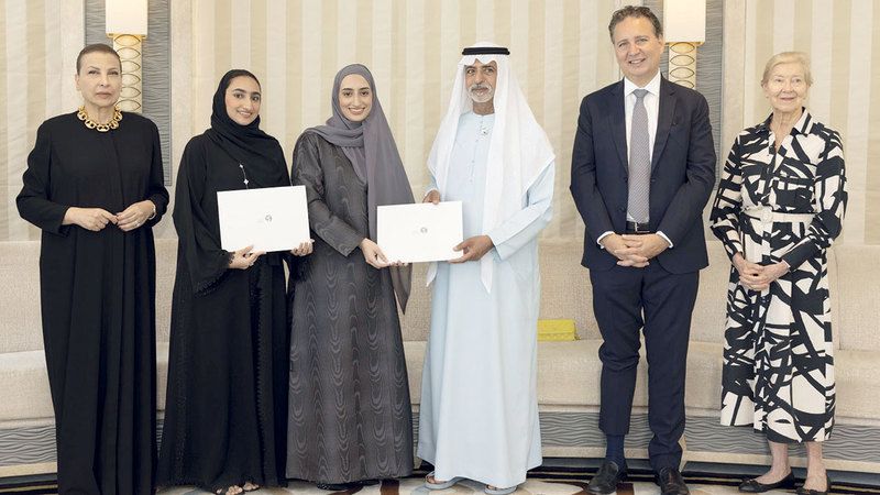 الامارات | مجموعة أبوظبي للثقافة والفنون تكرّم الفائزين بجوائزها