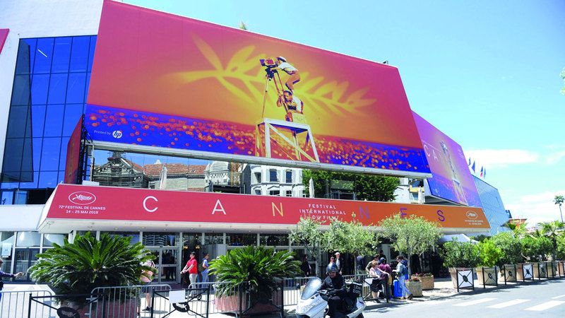 الامارات | «كان السينمائي» يجمع محاربي «هوليوود» القدامى بتحية أخيرة