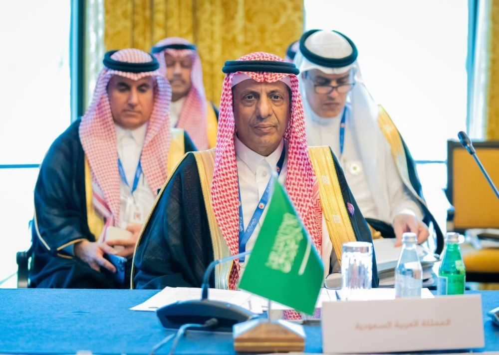 وكيل الوزارة للشؤون الدولية يشارك في اجتماع دعم الصومال