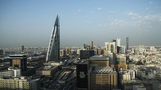 الخليج اليوم .. البحرين تكشف عن شعار القمة العربية الـ33 (صورة)