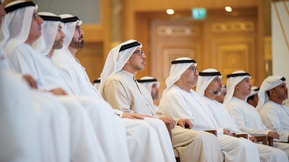 منصور بن زايد: دعم مبادرات التوطين في القطاع الخاص والمصرفي