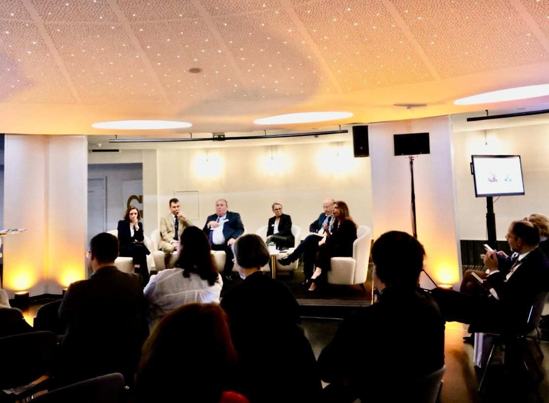 الامارات | «مهرجان منصور بن زايد» يشارك في ملتقى «فرساي الدولي» لتطوير ودعم الخيل