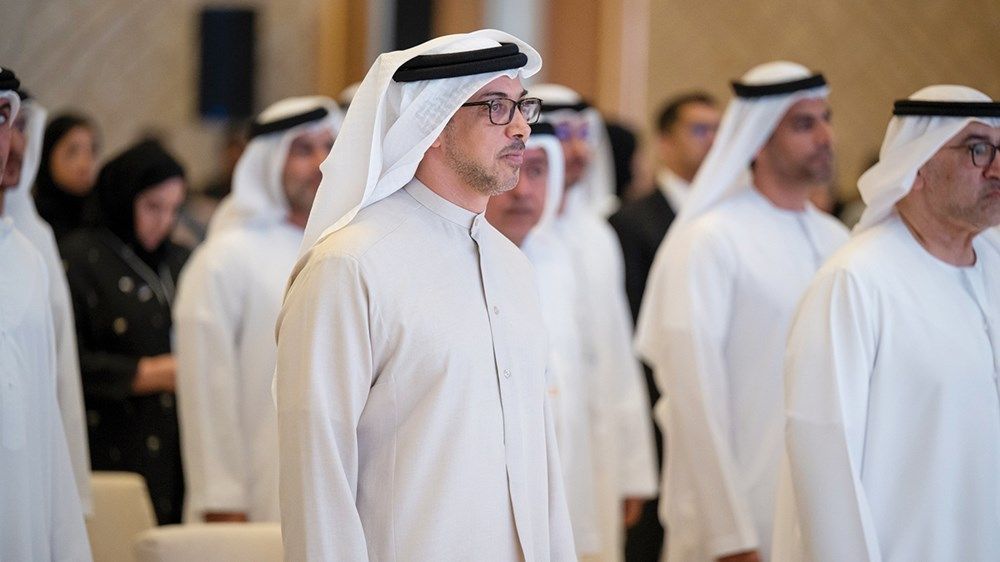 منصور بن زايد: دعم مبادرات التوطين في القطاع الخاص والمصرفي