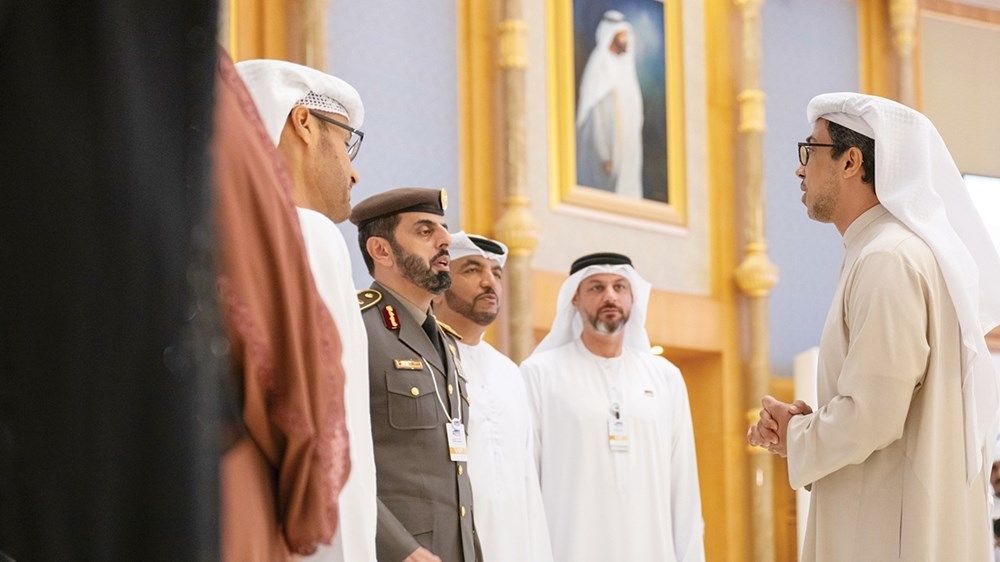 منصور بن زايد: دعم مبادرات التوطين في القطاع الخاص والمصرفي