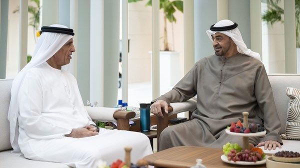 رئيس الدولة يستقبل حاكم رأس الخيمة