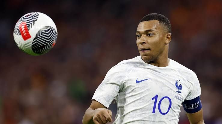 عرض جديد من الدوري السعودي لضم مبابي